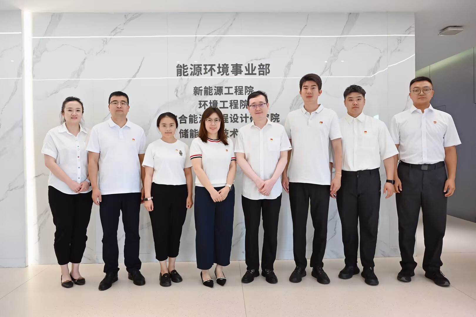 90f7461c-2d28-42d9-9510-a0ef6327ab8f.jpg
