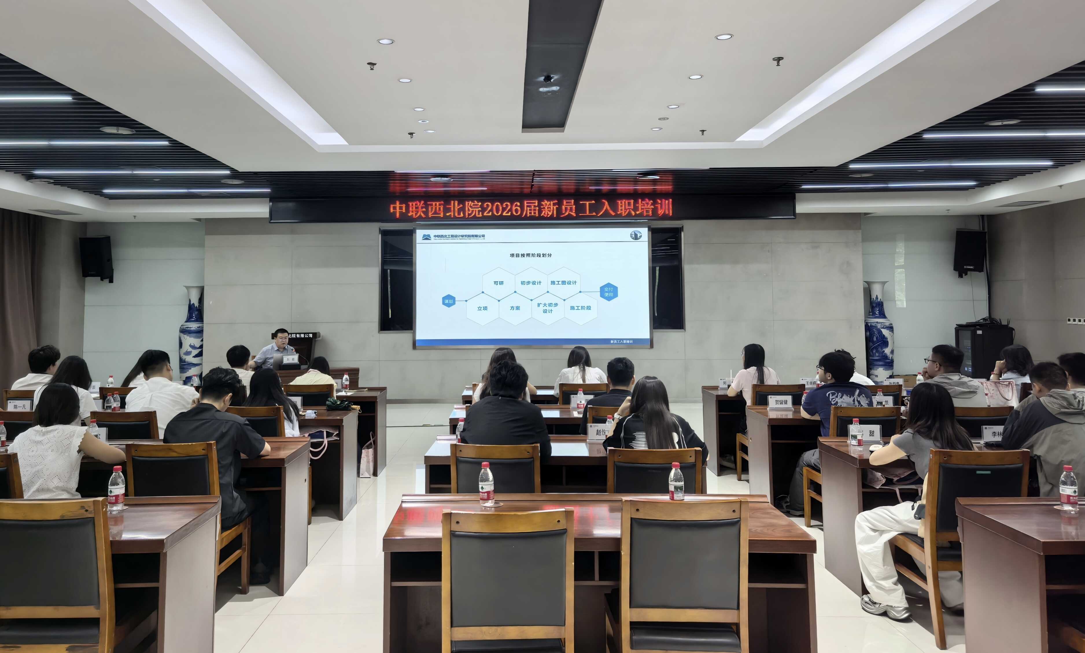 eba8b477-fbe6-42e7-bd78-9e62ac17ef12.jpg